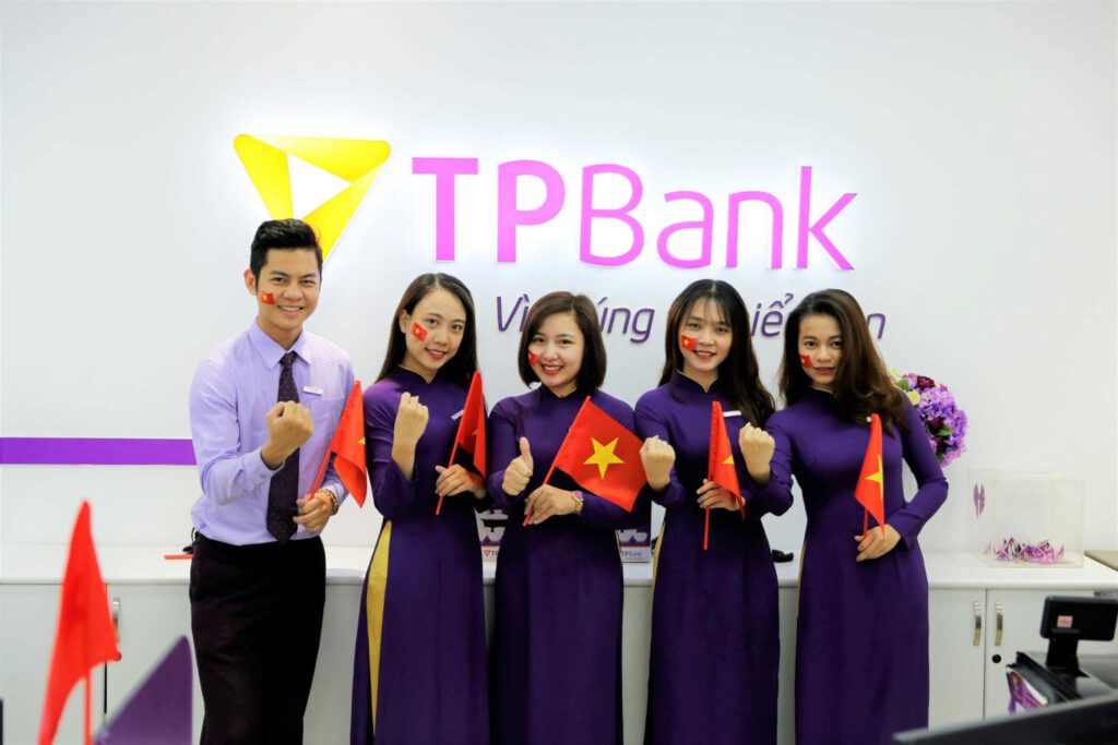 Đồng phục áo dài ngân hàng TPBank