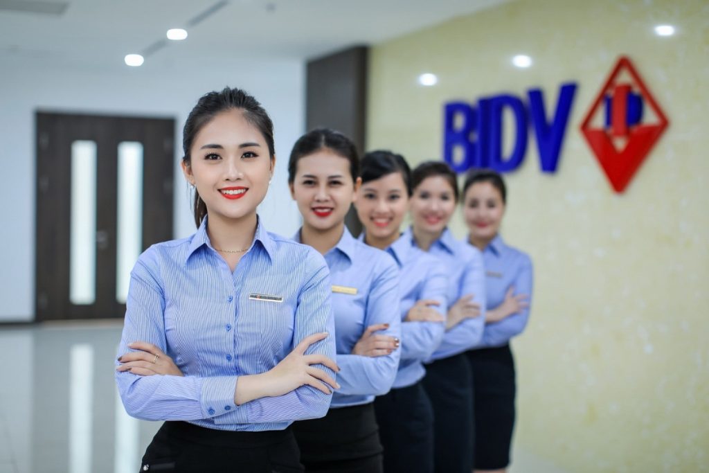 BIDV có màu xanh thương hiệu cho đồng phục